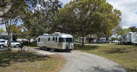 Top Campgrounds and RV Parks in Pembroke Pines, Florida